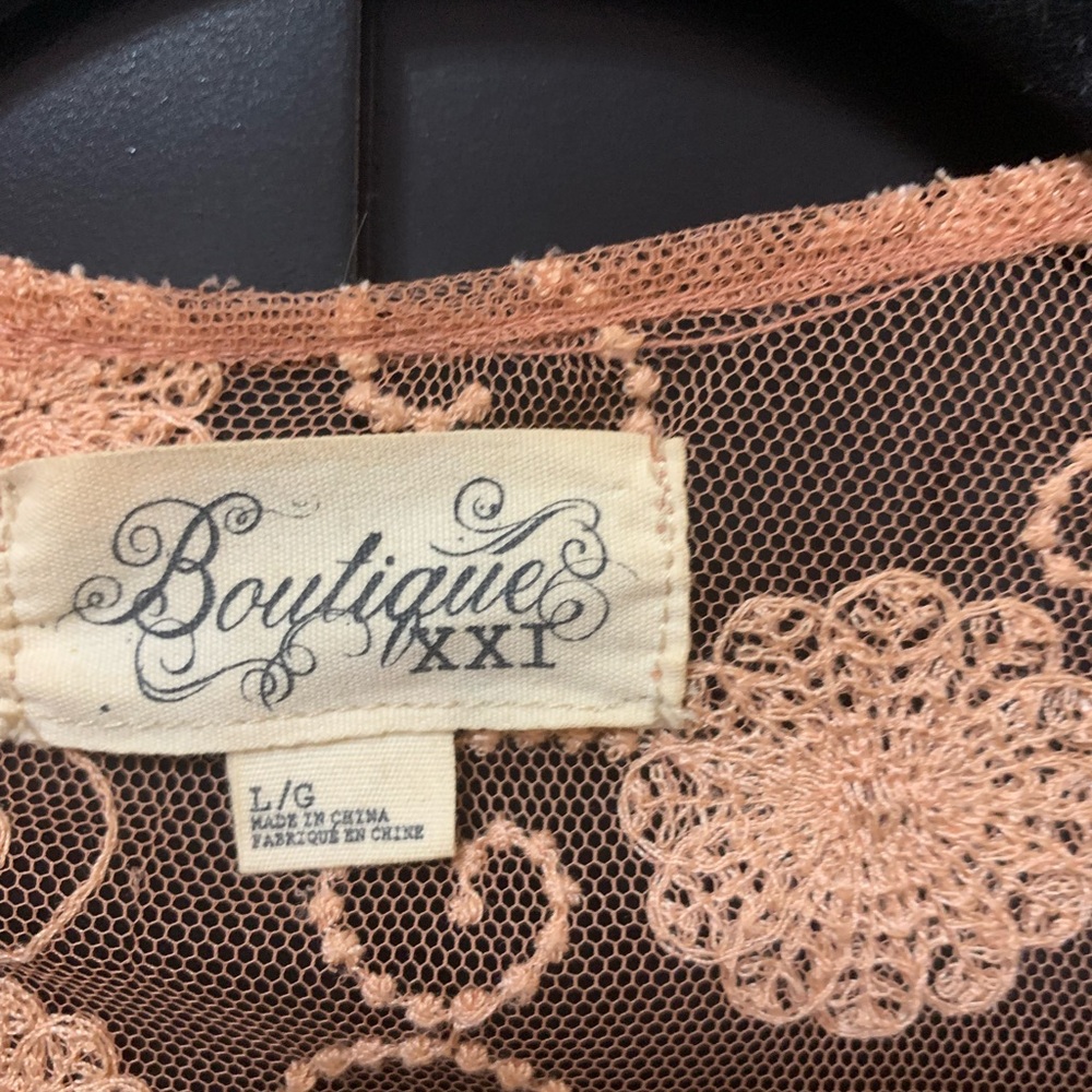 Lace Floral Kimono,Cardigan,size large,unique,feminine,cute,flirty,sweet - Picture 3 of 5